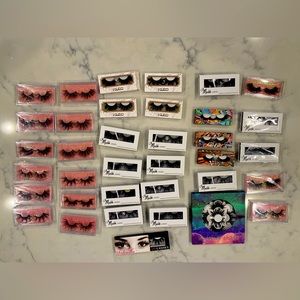 50 PAIRS OF MINK EYELASHES NWT